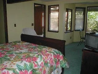 Naalehu Macadamia Meadows Farm Bed & Breakfast ארצות הברית